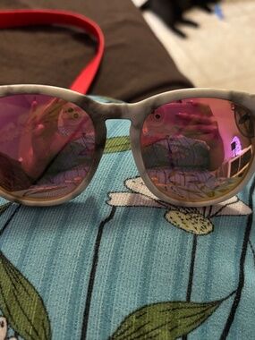 Blenders Alumni Queen Marble Polarized Sunglasses